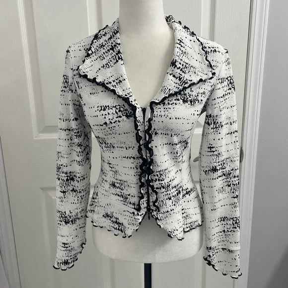 Joseph Ribkoff Black White Jacket Zip up Ruffle Trim size US 4 - Picture 3 of 12